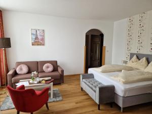 A bed or beds in a room at Postwirt