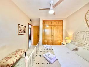 Łóżko lub łóżka w pokoju w obiekcie Alvarito Beach - EaW Homes
