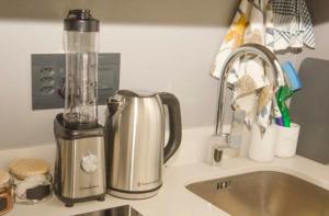 Παροχές για τσάι/καφέ στο Executive City Micro Living in Long Street at One Thibault