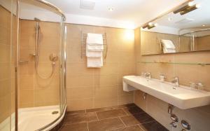 Kúpeľňa v ubytovaní Tarlack Appartements Hütten 34