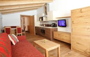 Kuchyňa alebo kuchynka v ubytovaní Tarlack Appartements Hütten 34