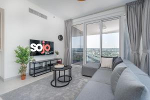 Gallery image of Upscale Two Bedroom with Balcony & Free Parking near Zabeel Park by Sojo Stay in Dubai