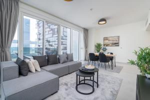 Coin salon dans l'établissement 2Bedroom Upsacale near Metro Stn & Zabeel Park