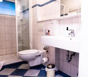 Koupelna v ubytování Landhotel Baumwipfel + 37 fotografií