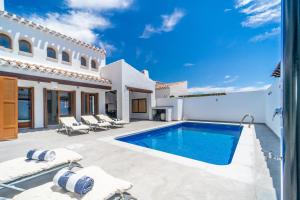 Three Bedroom Luxury Villa El Valle Golf Resort 내부 또는 인근 수영장
