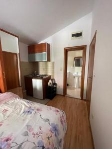Postel nebo postele na pokoji v ubytování Apartments Manojlovic