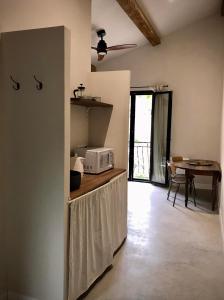 Kuchyň nebo kuchyňský kout v ubytování Felix - Maison d'hôtes