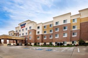 une représentation de l'avant d'un hôtel dans l'établissement Fairfield Inn & Suites by Marriott Grand Island, à Grand Island