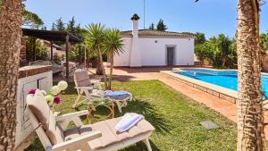 Bazén v ubytovaní Villa Lola 14 Chiclana de la Frontera by Ruralidays alebo v jeho blízkosti