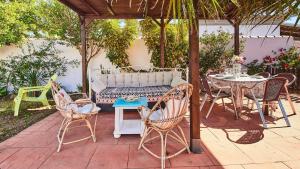 Vonkajšia záhrada v ubytovaní Villa Lola 14 Chiclana de la Frontera by Ruralidays