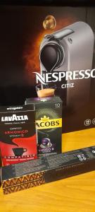 Príslušenstvo na prípravu kávy alebo čaju v ubytovaní Wysokie Łąki domki w górach