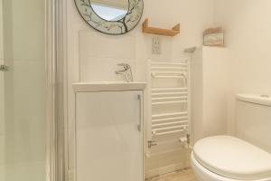 Koupelna v ubytování Driftwood Cottage