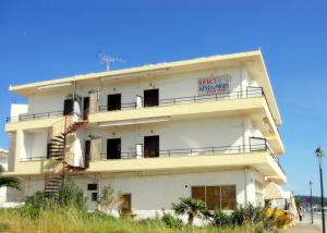 Gallery image of Hotel Arsenakos in Neapolis