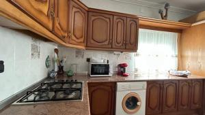 Kuchyň nebo kuchyňský kout v ubytování Vivienda rural Saltos de la Osera
