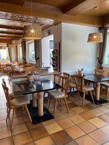 Restaurace v ubytování B&B Hotel Sonneck