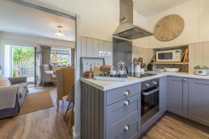 Köök või kööginurk majutusasutuses Piper Cottage