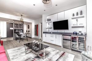 Kuchyň nebo kuchyňský kout v ubytování Hyatt Place Toronto-Brampton