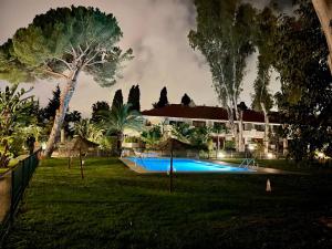 Bazén v ubytovaní HORTENSIA Suite Puerto Banus alebo v jeho blízkosti + 23 fotografií