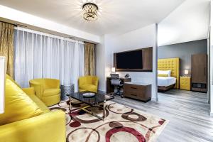 TV a/nebo společenská místnost v ubytování Hyatt Place Toronto-Brampton