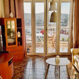 Nespecifikovaný výhled na hory nebo výhled na hory při pohledu z apartmánu + 26 fotografií