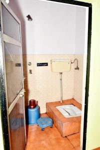 Ein Badezimmer in der Unterkunft SPOT ON Hotel Durga