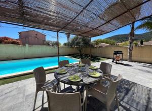 Fotografie z fotogalerie ubytování La Marjolaine - Villa pour 6 pers avec piscine v destinaci La Crau