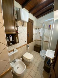 Ένα μπάνιο στο L'Uliveto HOLIDAY HOUSE +63 φωτογραφίες