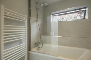 Vannituba majutusasutuses The Seas Annex +27 fotot