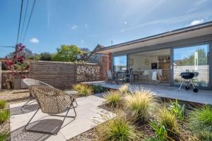 Aed väljaspool majutusasutust The Seas Annex