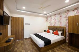 Gallery image of Collection O Hotel Shagun Palace in Bhopal