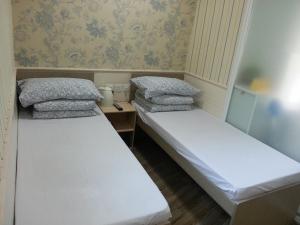 K&B青年旅馆客房内的一张或多张床位