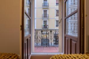 Fotografia z galérie ubytovania Bailen Reformado elegante con wifi v destinácii Bilbao
