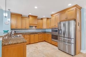 Gallery image of Oceanside Luxury Condo - Ocean View - Pool - Intracoastal Access in Flagler Beach
