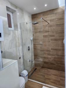 Kamar mandi di Apartman EL