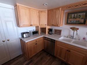 Fotografie z fotogalerie ubytování Rr-interlaken 16 v destinaci June Lake