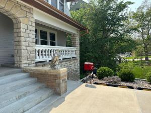 Afbeelding uit fotogalerij van Historical Oscar Lofquist house in the heart of Des Moines in Des Moines