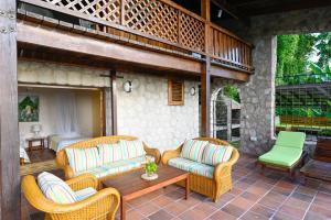 Posezení v ubytování TheTerrace -$1Mil Piton View