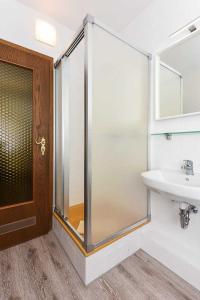 Koupelna v ubytování Haus Flinthoern