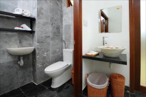 Vannituba majutusasutuses Hoi An TNT Villa