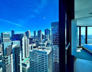desde un rascacielos con vistas al perfil urbano en Highrise best location 2baths en Melbourne