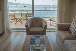Foto dalla galleria di Seafront Apartment Grace a Kalamáta