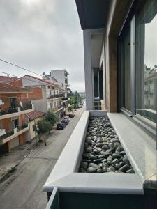 Balkon atau teras di Alma Apartments