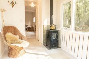 Fotografie z fotogalerie ubytování Magisch huisje direct aan het Veluwse bos. v destinaci Putten
