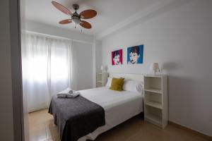 Posteľ alebo postele v izbe v ubytovaní FUN BUILDING FLATS by HOMEABOUT
