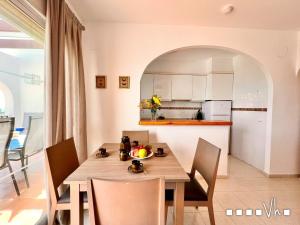 Kuchyňa alebo kuchynka v ubytovaní VH Costa Blanca - APARTAMENTO MALVARROSA