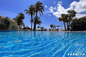 Bazén v ubytovaní VH Costa Blanca - APARTAMENTO MALVARROSA alebo v jeho blízkosti