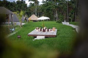 Zahrada ubytování Plataran Ubud Hotel & Spa - CHSE Certified
