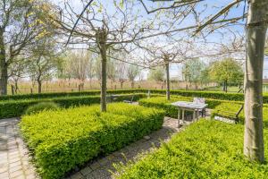Aed väljaspool majutusasutust Hoeve De Zuidhoek