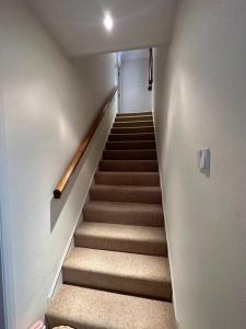 Gallery image of Maywoods Apartment in Virginia Water +9 photos