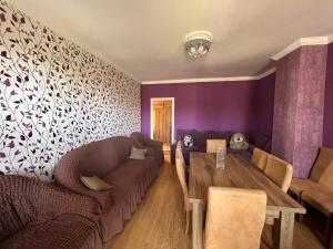 Posezení v ubytování NIKATOLO - HOTEL GUESTHOUSE